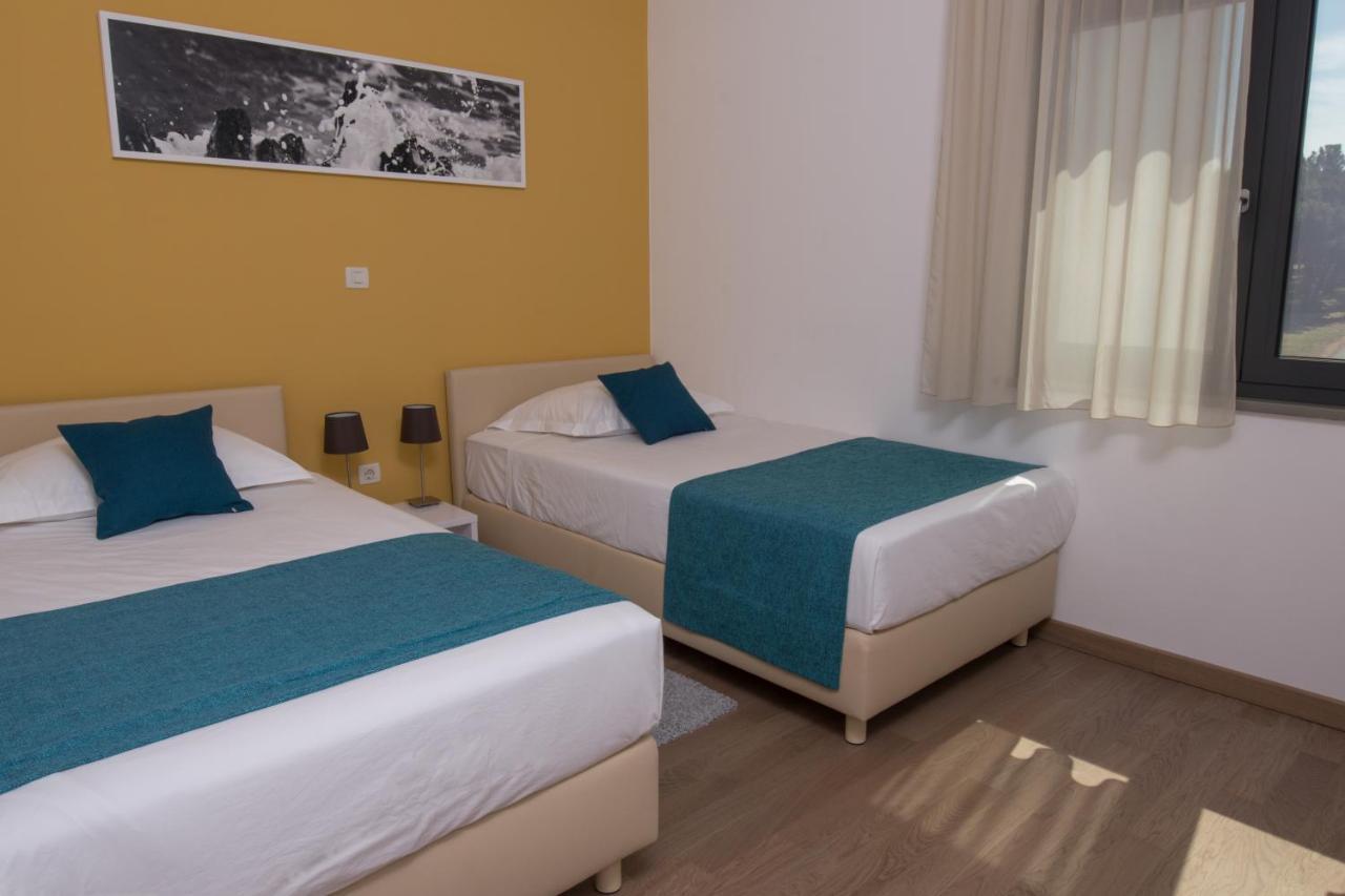 Aparthotel Punta Blu - Pool & Spa 普莱曼图拉 外观 照片