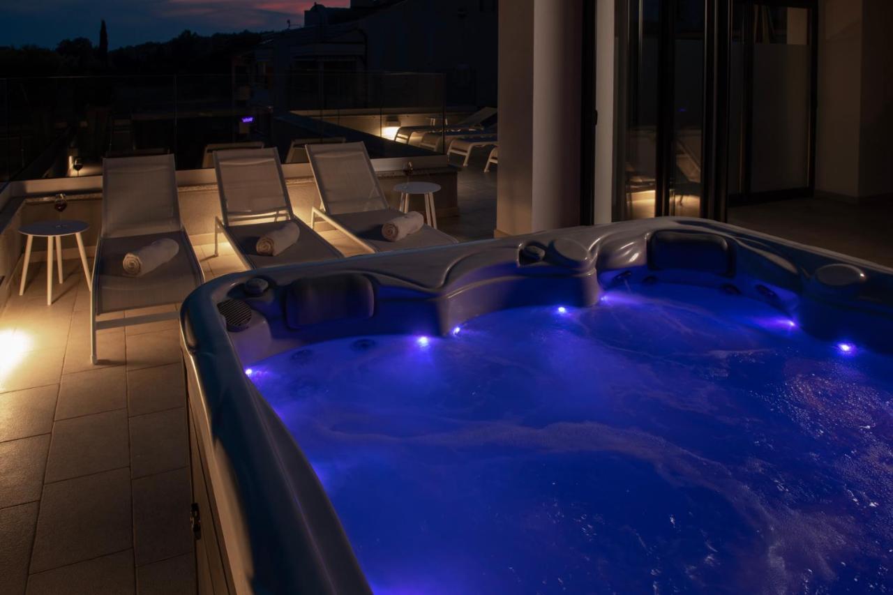 Aparthotel Punta Blu - Pool & Spa 普莱曼图拉 外观 照片